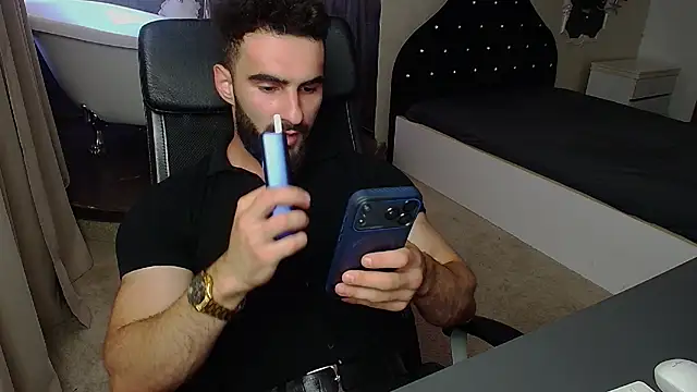 عرض كام MicahLane