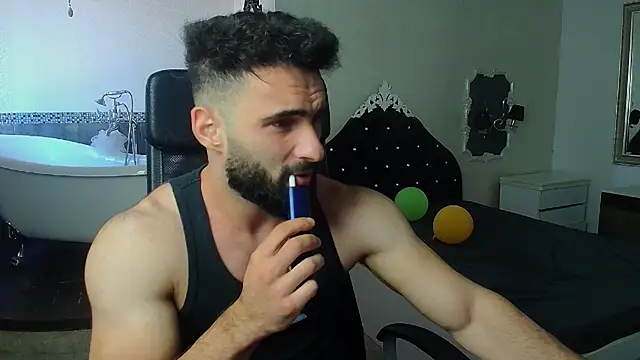 MicahLane webcam show
