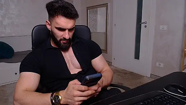 Show modela MicahLane na web-kameri