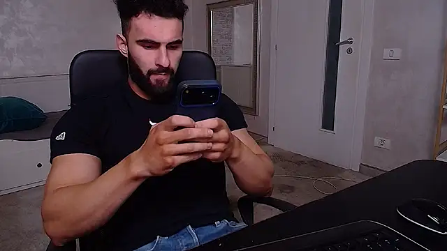 MicahLane – webcam-show