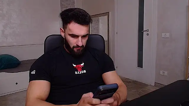 MicahLane Show in webcam