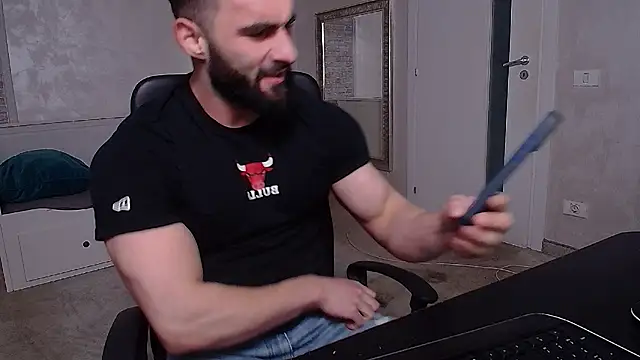 MicahLane Webcam show