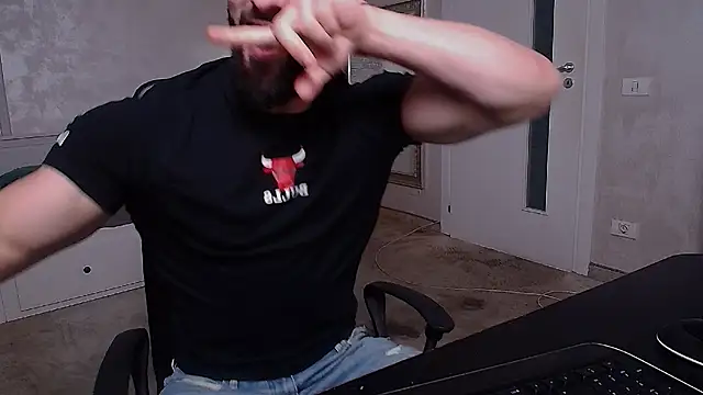 MicahLane Webcam show