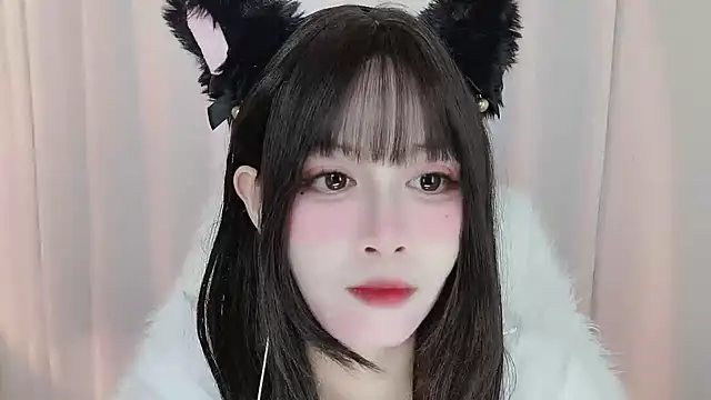 Show modela -zhuzhu-999- na web-kameri