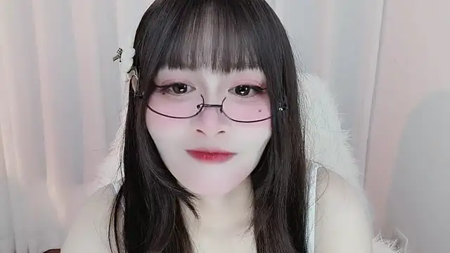 -zhuzhu-999- Show Webcam
