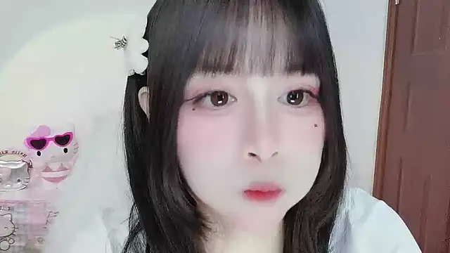 Živá chatovací místnost -zhuzhu-999-