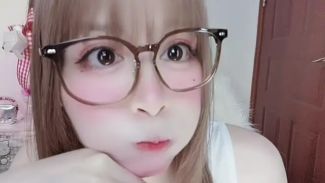 -zhuzhu-999- Show Webcam