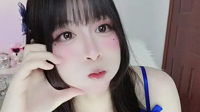 -zhuzhu-999-のウェブカメラショー
