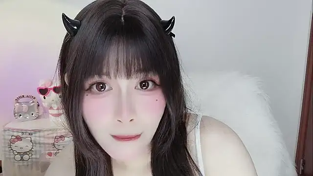 -zhuzhu-999- Show in webcam