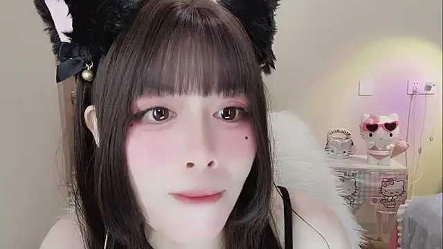 Show de -zhuzhu-999- na webcam