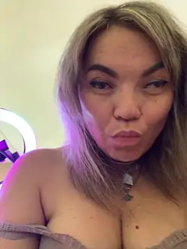 ElizavetaCream 웹캠 쇼