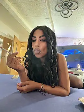 NoirKaylah Pertunjukan Webcam