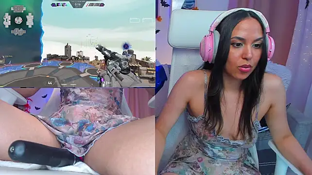 VenusIslove Show in webcam