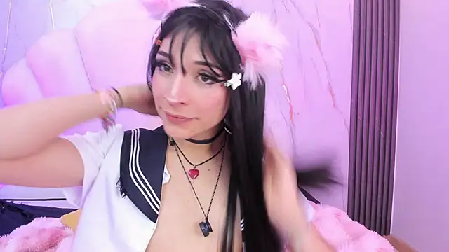 AliiceWonderland_: διαδικτυακό σόου στην κάμερα