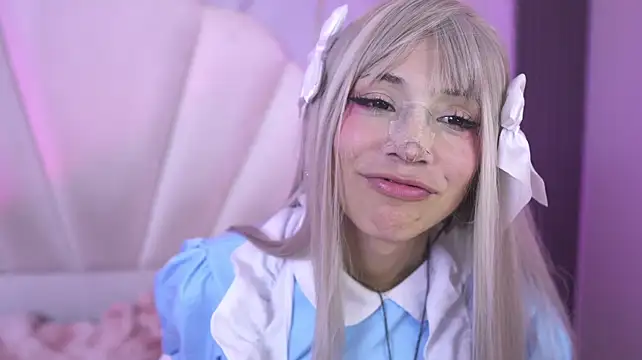 AliiceWonderland_n Webbikameraesitys