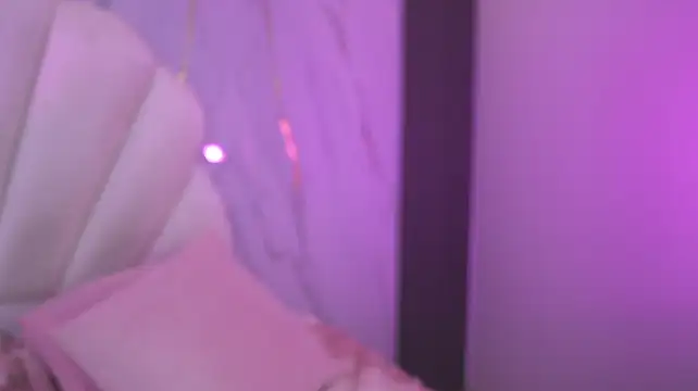 AliiceWonderland_ Show in webcam