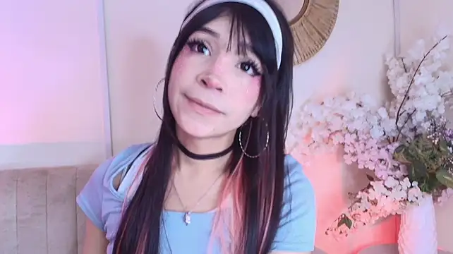AliiceWonderland_n Webbikameraesitys