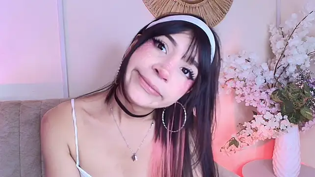 AliiceWonderland_ webkamerás műsora