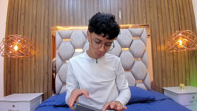 adams_bobby Webcamshow