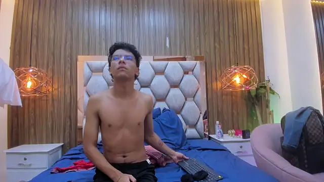 adams_bobby 在線直播表演