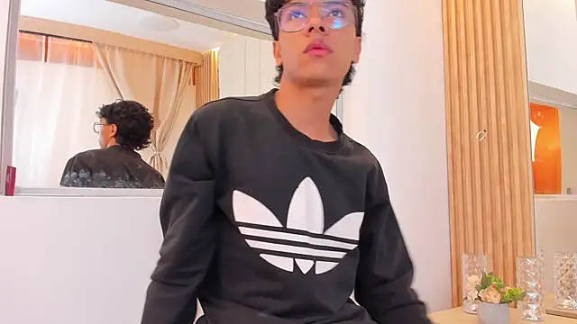 adams_bobbyのウェブカメラショー