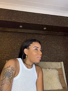 عرض كام loana_vegas