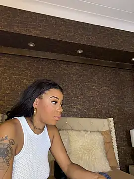 loana_vegas' Live XXX Chat