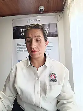 Valentina--1's Live XXX Chat