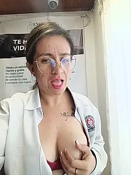 Valentina--1 Webcam-Show
