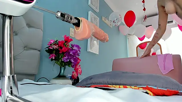 Luna_Raay's Webcam Show