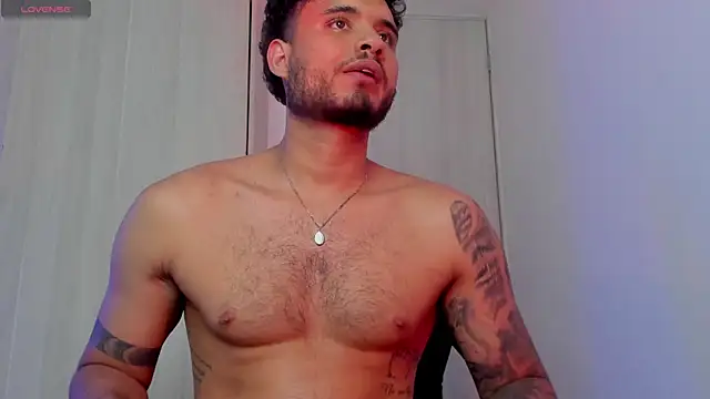 AUSTINN_TORRES: вебкам-шоу