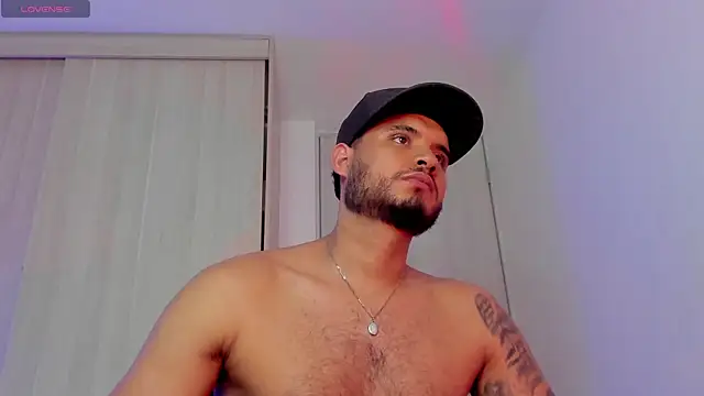 AUSTINN_TORRESのウェブカメラショー