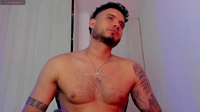 AUSTINN_TORRES Pertunjukan Webcam