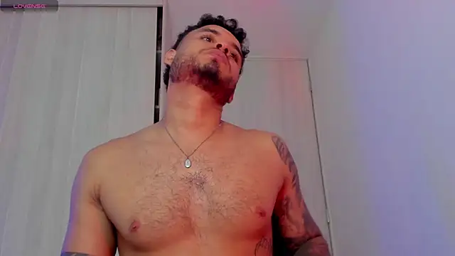 AUSTINN_TORRES Pertunjukan Webcam