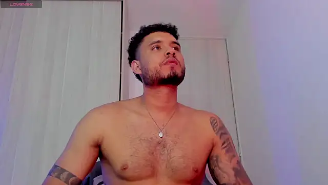 AUSTINN_TORRES Show in webcam