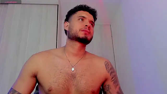 AUSTINN_TORRES Adlı Modelin Web Kamerası Şovu