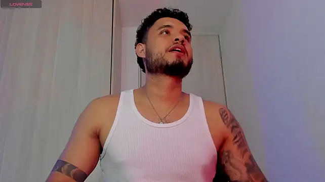 AUSTINN_TORRESのウェブカメラショー