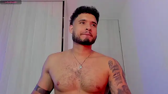 AUSTINN_TORRESのウェブカメラショー