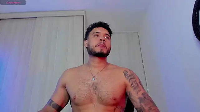 AUSTINN_TORRESのウェブカメラショー