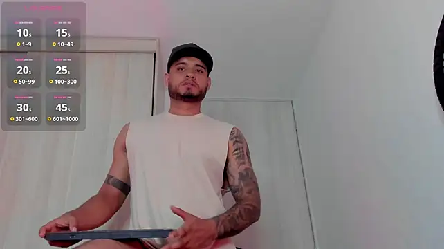 AUSTINN_TORRESのウェブカメラショー