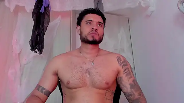 AUSTINN_TORRESのウェブカメラショー