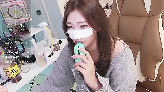 Milk_Sola Webcam Show