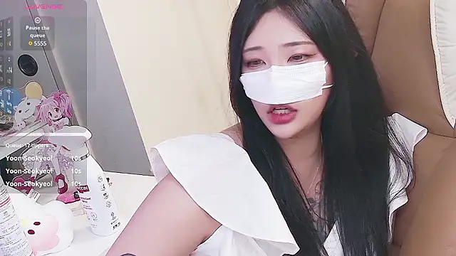 Milk_Sola Pertunjukan Webcam
