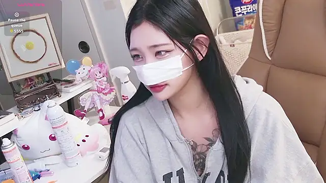 Milk_Solaのウェブカメラショー