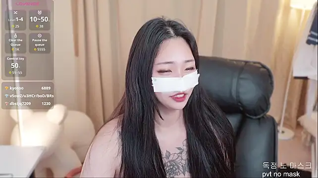 Milk_SolaのライブXXXチャット