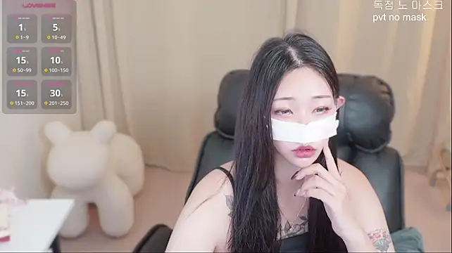 Milk_Sola 现场XXX聊天