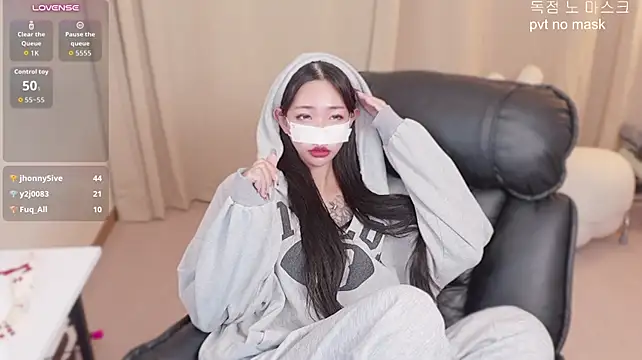 Milk_Sola Adlı Modelin Web Kamerası Şovu