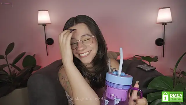 nyx_97 – Naživo XXX chat
