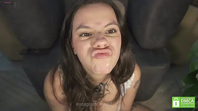 XXX chat uživo modela nyx_97