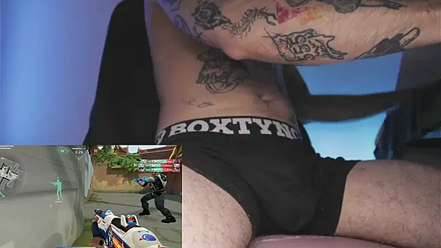 TokyoHatsumoto: διαδικτυακό σόου στην κάμερα